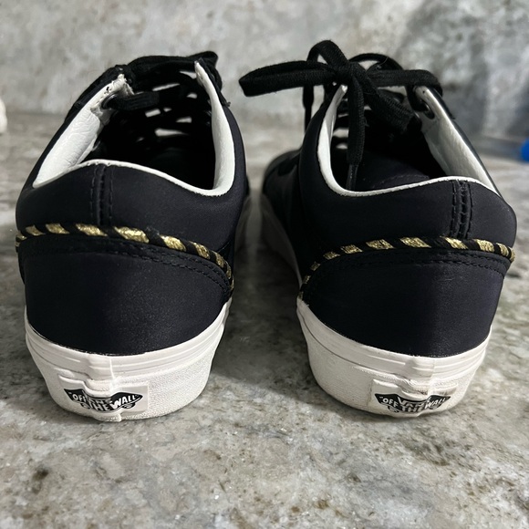 Womens Vans Old Skool - Picture 3 of 7